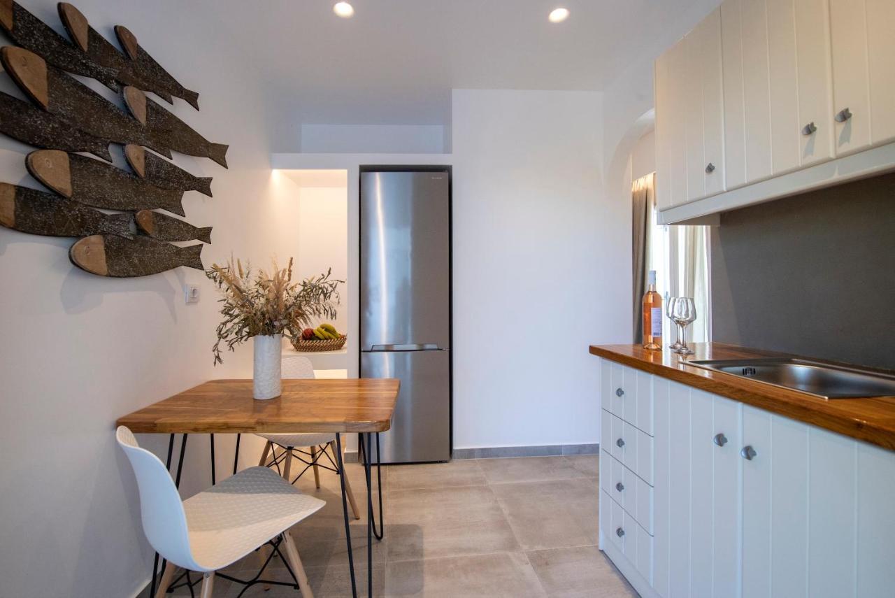 Corina Studios-Apartments Náousa Eksteriør bilde