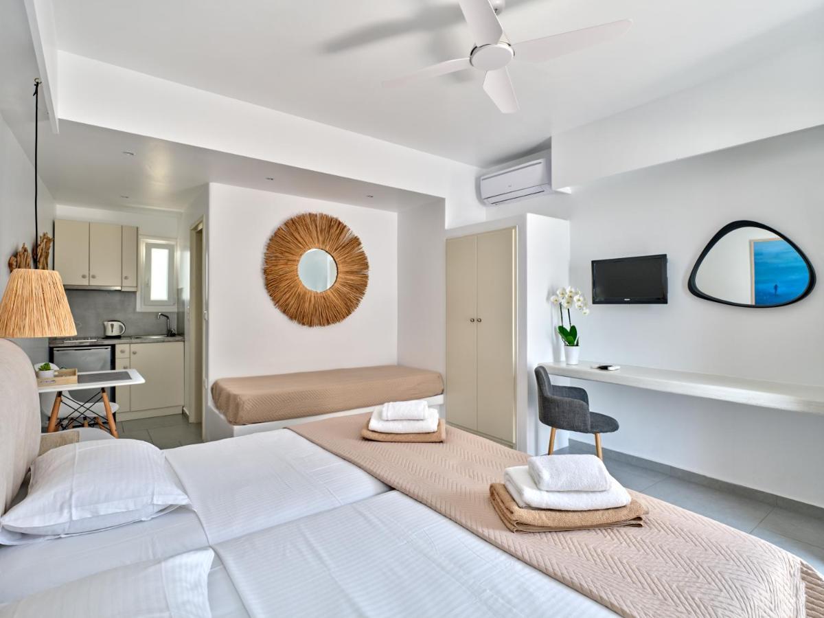 Corina Studios-Apartments Náousa Eksteriør bilde